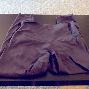 Chill. Play. Move. Leggings